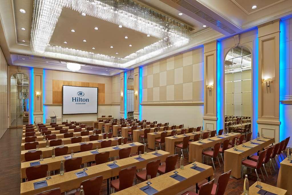 Hilton Duesseldorf Otel Konforlar fotoğraf Hilton Baku