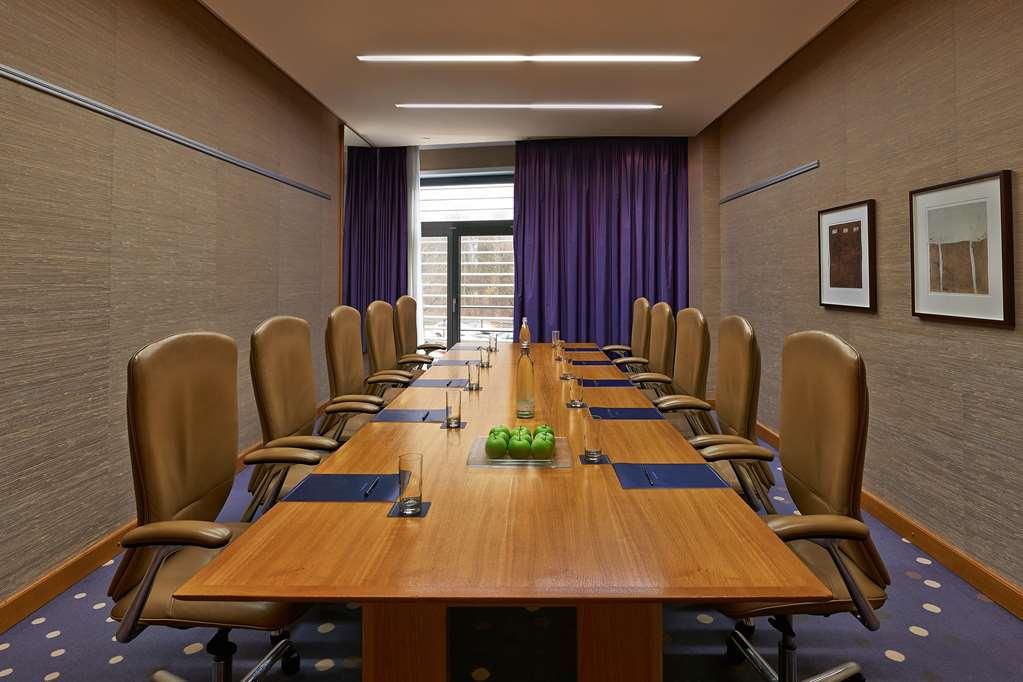 Hilton Duesseldorf Otel Konforlar fotoğraf Meeting room