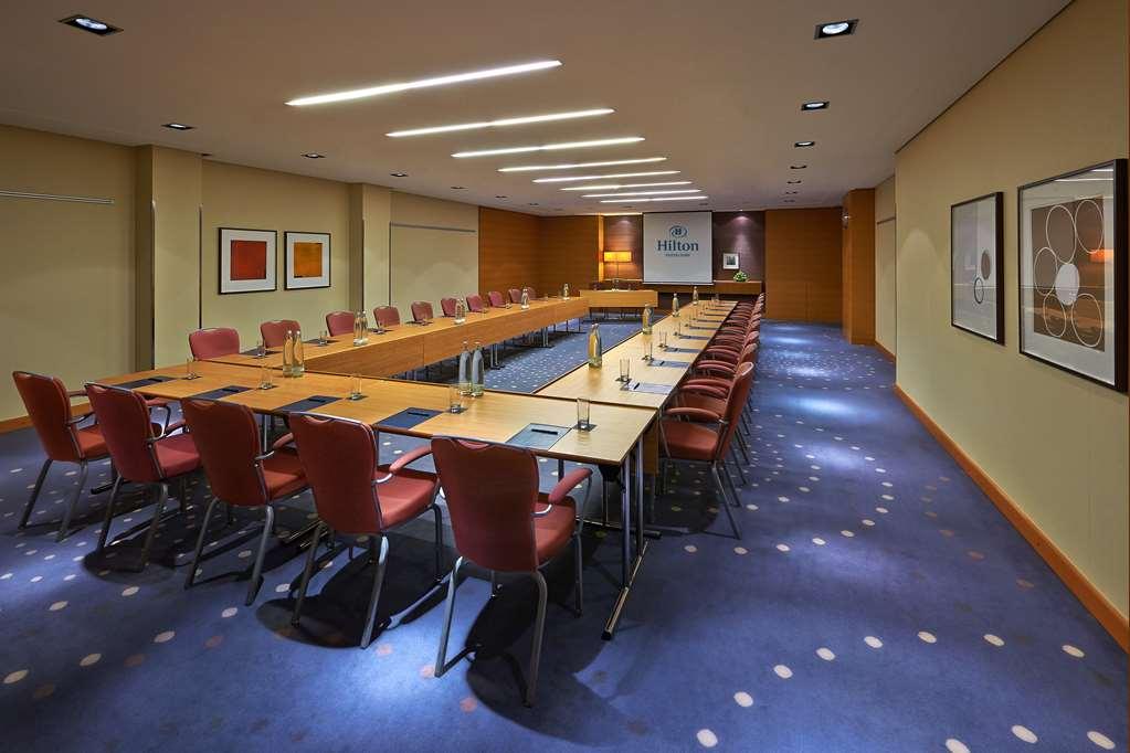 Hilton Duesseldorf Otel Konforlar fotoğraf Meeting room