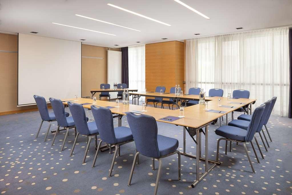 Hilton Duesseldorf Otel Konforlar fotoğraf Meeting room