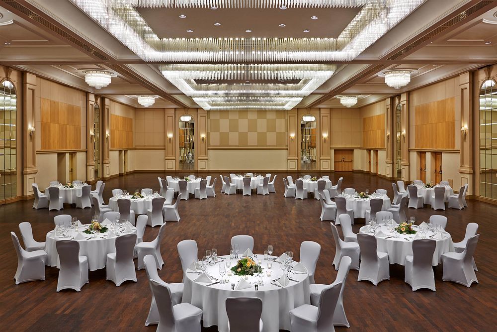 Hilton Duesseldorf Otel Dış mekan fotoğraf The Grand Ballroom