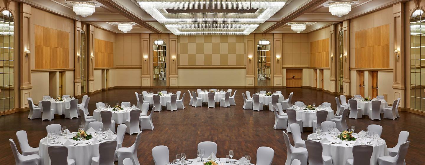 Hilton Duesseldorf Otel Dış mekan fotoğraf The ballroom